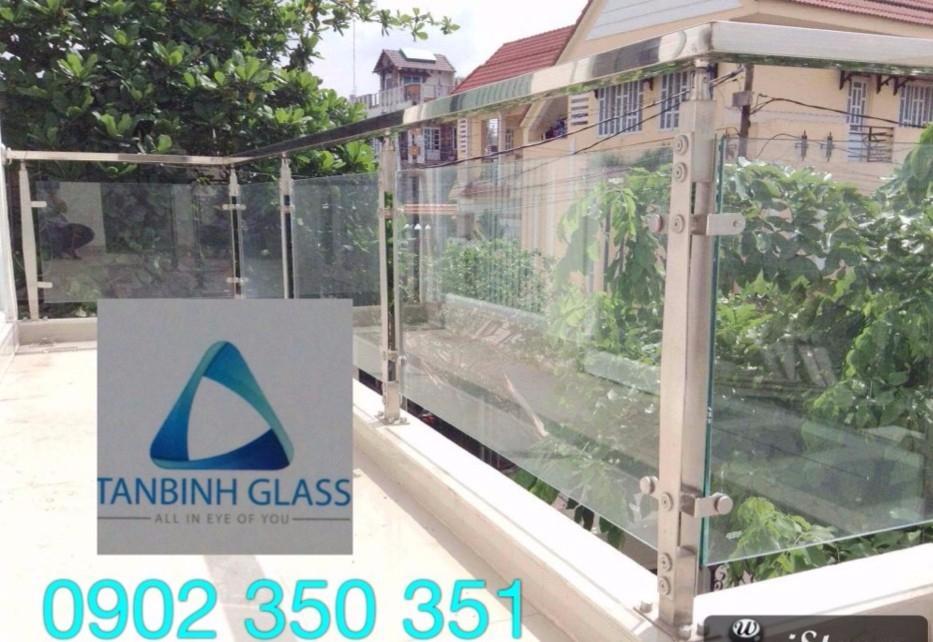 lan can ban cong kinh dep tphcm